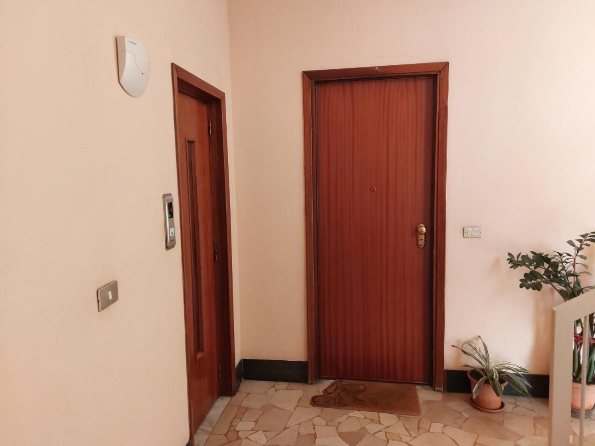 Asti Lovely Apartment Exterior foto