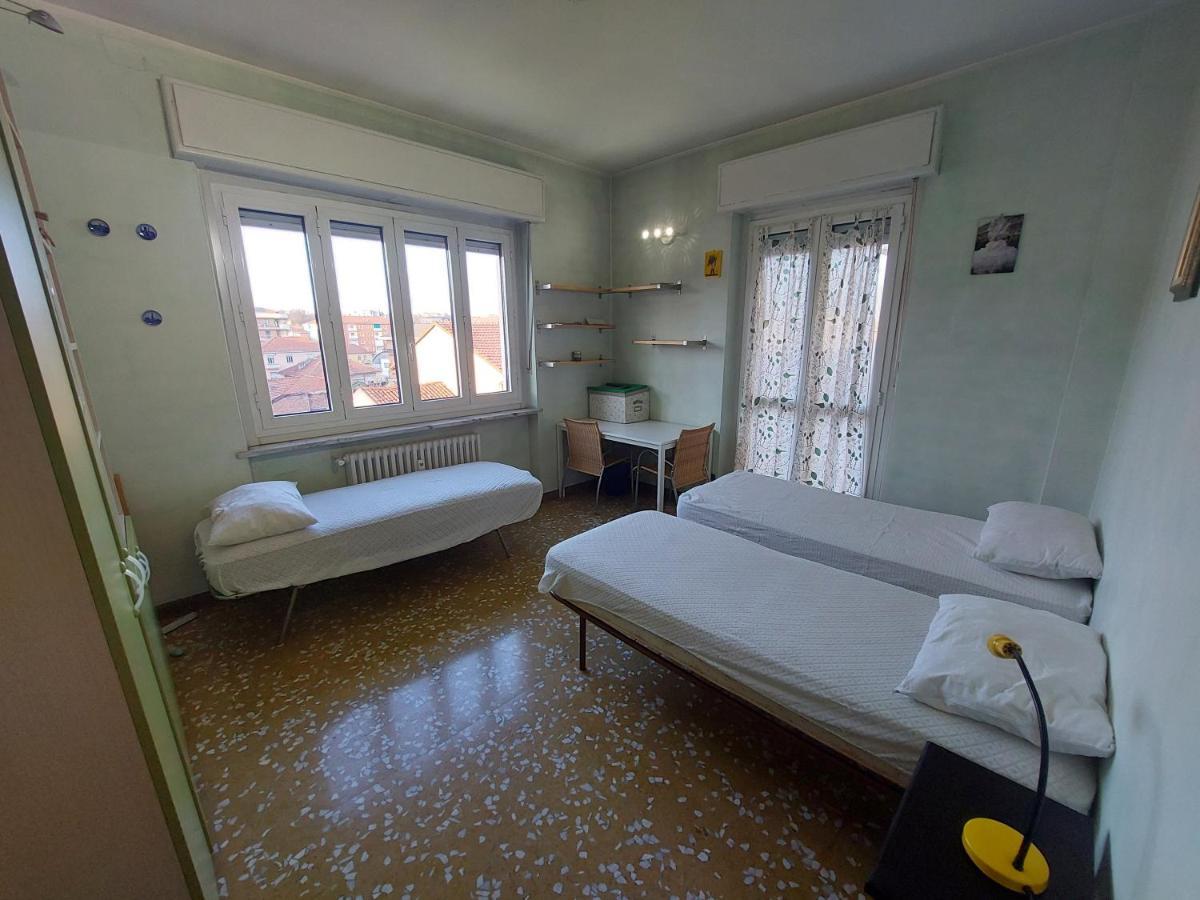 Asti Lovely Apartment Exterior foto