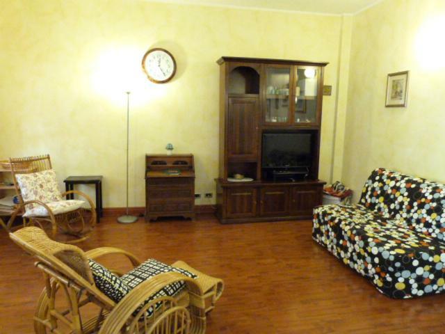 Asti Lovely Apartment Exterior foto